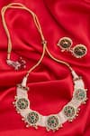 Buy_Belsi's_White Kundan Choker Set_Online_at_Aza_Fashions