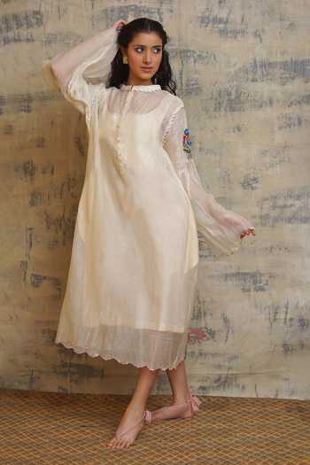 Buy_Dhaari_White Cotton Silk Band Collar Embroidered Dress _at_Aza_Fashions