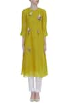 Shop_Desert Shine by Sulochana Jangir_Yellow Round Bird Motif Hand Embroidered Tunic _Online_at_Aza_Fashions