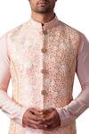 Kommal Sood_Peach Cotton Silk Embroidered Floral Nehru Jacket And Kurta Set  _at_Aza_Fashions