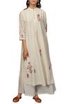 Buy_Anju Modi_Off White Banarasi Chanderi Embroidered Kurta Set_Online_at_Aza_Fashions