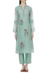 Buy_Neeta Bhargava_Green Silk, Cotton, Organza Round Neck Embroidered Kurta _Online_at_Aza_Fashions