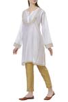 Buy_Latha Puttanna_White Chanderi Split Embroidered Kurta  _at_Aza_Fashions