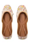 Buy_Shilpsutra_Off White Embroidered Leather Juttis_at_Aza_Fashions