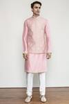 Buy_Arjuun Kilachand_Pink Raw Silk Embroidered Bundi _at_Aza_Fashions