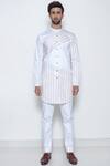 Buy_Arjuun Kilachand_Off White Cotton Satin Embroidered Kurta _at_Aza_Fashions