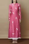 Buy_Nachiket Barve_Pink Chanderi Kurta Mandarin Collar Inner Round Embroidered  _Online_at_Aza_Fashions