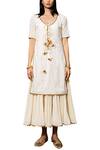 Kharakapas_Off White Embroidered Kurta  _Online_at_Aza_Fashions