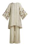 Buy_Samatvam By Anjali Bhaskar_Off White Shantoon, Habutai Silk Round Hand Embroidered Kurta Set _Online_at_Aza_Fashions