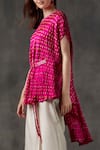 Buy Twenty Nine Pink Gajji Silk Round Bandhani Cape Top Online at Aza Fashions Buy_Twenty Nine_Pink Gajji Silk Round Bandhani Cape Top _Online_at_Aza_Fashions