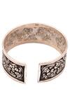 Buy_Sangeeta Boochra_Silver Plated Carved Oxidised Kada _Online_at_Aza_Fashions