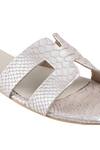 Buy_CRIMZON_Silver Textured Flat Sandals_Online_at_Aza_Fashions