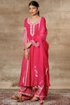 Buy_Ajiesh Oberoi_Pink Cotton Silk Leaf Neck Embroidered Kurta Set _Online_at_Aza_Fashions