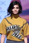 Shahin Mannan_Yellow Jersey Round Slogan T-shirt _Online_at_Aza_Fashions