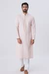 Kunal Anil Tanna_Peach Spun Silk Textured Kurta And Pant Set  _Online_at_Aza_Fashions