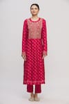 Shyam Narayan Prasad_Red Round Floral Print Kurta Set _Online_at_Aza_Fashions