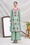 Buy_Ekta Singh_Green Silk Round Floral Embroidered Kurta Set _Online_at_Aza_Fashions