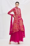 Buy_Samyukta Singhania_Pink Georgette Mandarin Collar Bandhani Print Kurta Set _at_Aza_Fashions