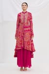 Samyukta Singhania_Pink Georgette Mandarin Collar Bandhani Print Kurta Set _Online_at_Aza_Fashions