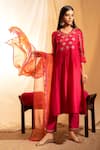 Buy Priti Prashant Pink Organza, Handwoven Silk V Neck Kurta Set at Aza Fashions Buy_Priti Prashant_Pink Organza, Handwoven Silk V Neck Kurta Set _at_Aza_Fashions