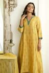 Buy_Taro_Yellow Kurta And Pant Handwoven Chanderi Silk Embroidery V Neck Set _Online_at_Aza_Fashions