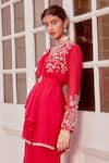 Buy Label Sanya Gulati Pink V Neck Embroidered Kurta Set Online at Aza Fashions Buy_Label Sanya Gulati_Pink V Neck Embroidered Kurta Set _Online_at_Aza_Fashions