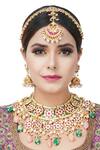 Buy_Auraa Trends_Kundan Necklace Jewellery Set_Online_at_Aza_Fashions
