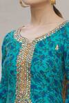 Kunwarani Ritu_Blue Chanderi Embroidery V Neck Kurta Set  _at_Aza_Fashions