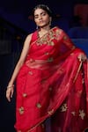 Shikha Mehta_Red Silk Organza V Neck Rumi Saree With Blouse _Online_at_Aza_Fashions