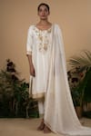 Buy_Blue Lotus Design_White Dupatta Cotton Silk Floral Round Embroidered Kurta Set _at_Aza_Fashions