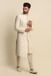 Buy_Priyanka Jain_White Raw Silk Embroidered Floral Motifs Sherwani And Kurta Set _at_Aza_Fashions