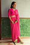 Pink City by Sarika_Pink Silk Tie And Dye Bandhani V Neck Pre-draped Saree With Blouse _Online_at_Aza_Fashions