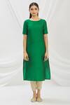 Buy_Aryavir Malhotra_Green Taffeta Round Neck Kurta _Online_at_Aza_Fashions