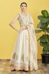 Buy_Nazaakat by Samara Singh_White Floral Print Lehenga Set _at_Aza_Fashions