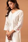 Shop_Anantaa by Roohi_White Silk Chanderi Embroidered Sequins V Neck Kurta _Online_at_Aza_Fashions