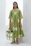 Buy_The Right Cut_Green Handloom Cotton Polka Dots V Neck Lemonbay Dress _at_Aza_Fashions