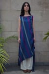 Buy_Tahweave_Blue Cotton Silk Hand Printed Striped Boat Neck Asymmetric Kurta _at_Aza_Fashions