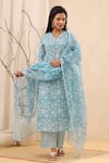 Buy_Kameez_Blue Cotton Printed Floral Motifs V Neck Vivid Sky Kurta Set _at_Aza_Fashions