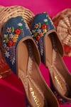 Buy_HOUSE OF EKARA_Blue Embroidered Wilderness Juttis _at_Aza_Fashions