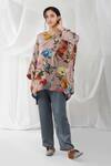 Buy_Yavi_Pink 100%silk Floral Motifs V Neck Sakura Silk Print Tunic _at_Aza_Fashions