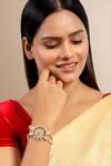 Buy_Tizora_Pachi Kundan Circle Bracelet_at_Aza_Fashions