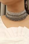 Buy_Vaidaan_Grey Rashk Choker _Online_at_Aza_Fashions