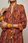 Buy_Label Kinjal Modi_Peach Cotton Silk Embroidered Floral Print Pintuck Kurta And Pant Set  _Online_at_Aza_Fashions