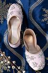 Buy_Shiveen Shiveen_Pink Embroidered Light Rhinestone Juttis_at_Aza_Fashions