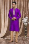 Buy_Samyukta Singhania_Purple Banarasi Art Silk Embroidered Thread Work Placket Kurta _at_Aza_Fashions