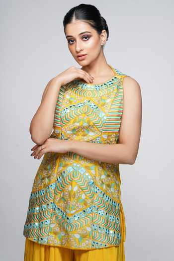 Shruti S_Yellow Kurta  Silksharara  Modal Satindupatta  Organza Embroidered Set _at_Aza_Fashions