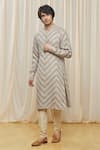 Buy_Gaurav Katta_Beige Linen Printed Chevron Kurta _at_Aza_Fashions