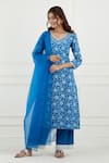 Buy_Tashee_Blue Cotton Printed Floral V Neck Kurta Set  _at_Aza_Fashions