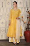 Buy_Falguni.Foram_Yellow Kurta Silk, Pant Digital Print Mal And Scarf Silk, Set _at_Aza_Fashions