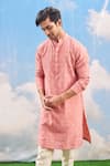 Buy_Tisa - Men_Pink Silk Viscose Blend Woven Leaf Kurta Set _Online_at_Aza_Fashions